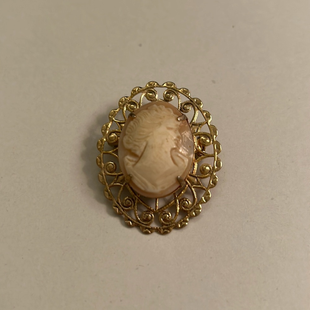 Brooch